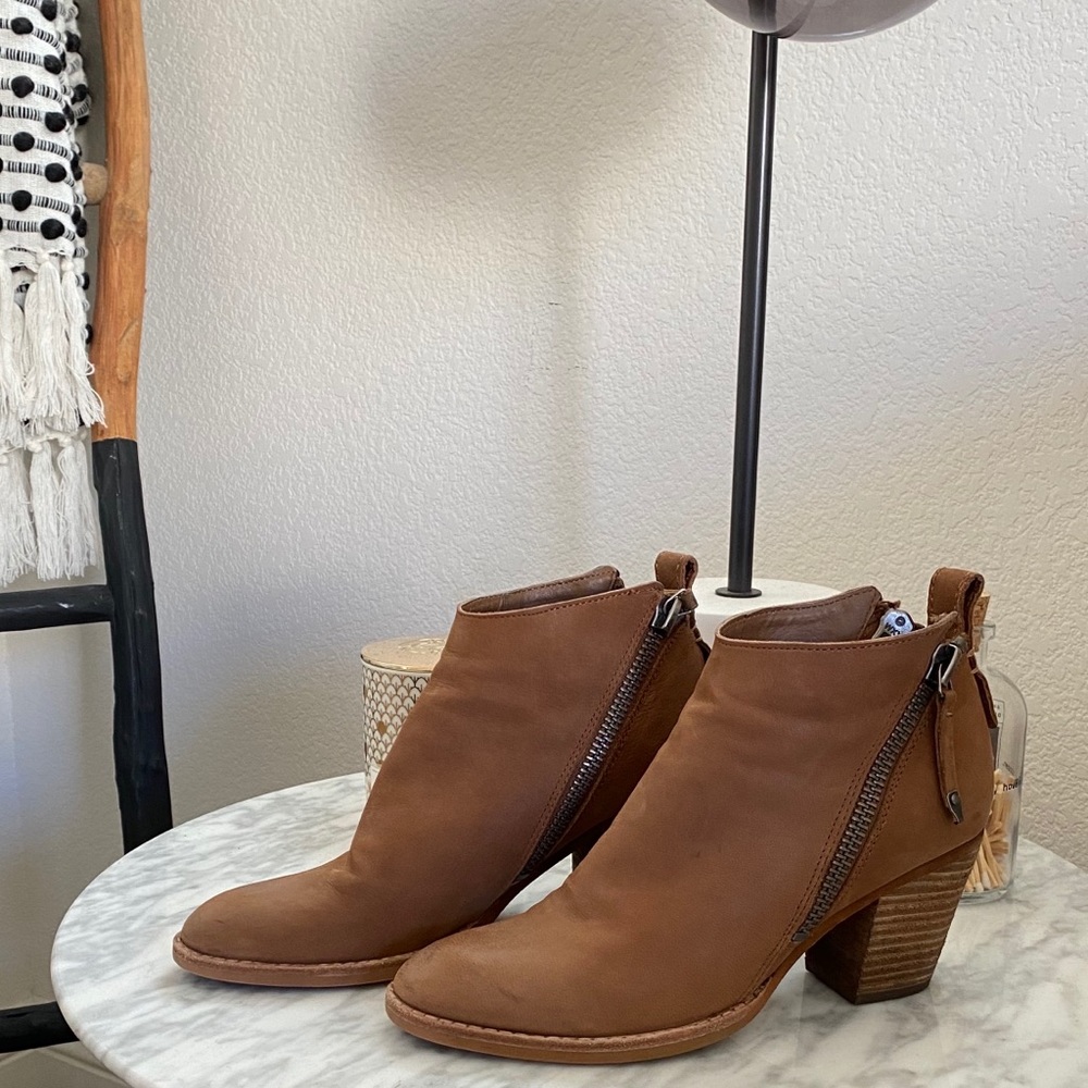 COPY - Dolce Vita Brown Leather Double Zipper Bootie